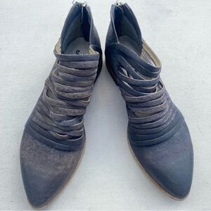 Free People Distressed Lost Valley Ankle Boots Shoes Size 37 US 7